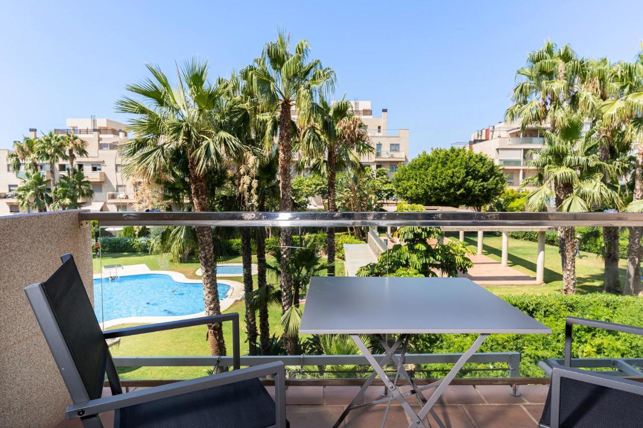 Monko Malibu Apartment ตอร์เรโมลิโนส ภายนอก รูปภาพ