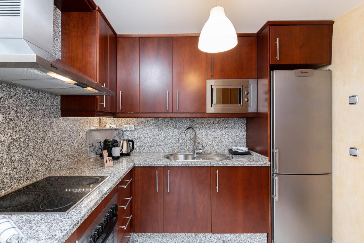 Monko Malibu Apartment ตอร์เรโมลิโนส ภายนอก รูปภาพ